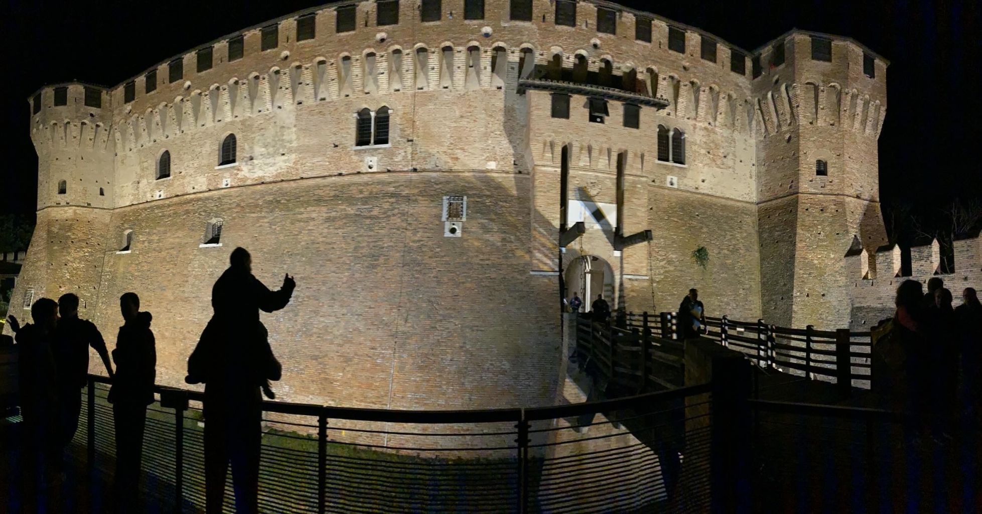 Gradara1